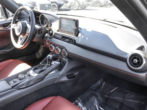 Used 2023 MAZDA MX-5 Miata Grand Touring RWD image 29