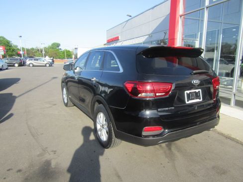 Used 2020 Kia Sorento LX AWD/4WD image 7
