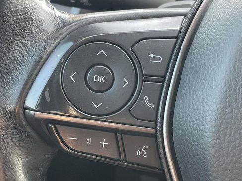 Used 2022 Toyota Camry SE FWD image 21
