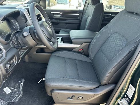 New 2026 RAM 1500 4x4 Crew Cab image 13