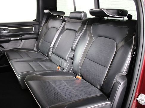 Used 2025 RAM 1500 Laramie image 30