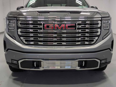 Certified 2025 GMC Sierra 1500 Denali w/ Denali Reserve Package AWD/4WD image 2