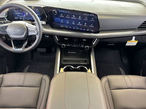 New 2026 Chevrolet Suburban RST AWD/4WD image 15