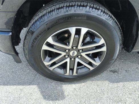 Certified 2023 Ford F150 XL w/ STX Appearance Package RWD image 9
