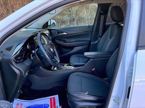 Used 2021 Buick Encore GX Select image 24