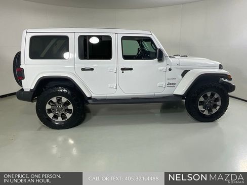 Used 2020 Jeep Wrangler Unlimited Sahara w/ LED Lighting Group AWD/4WD image 5