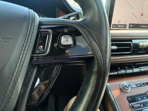 Used 2020 Lincoln Aviator Reserve w/ Equipment Group 202A AWD/4WD image 22