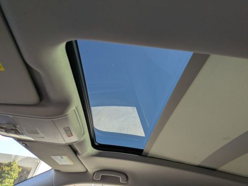 Used 2021 Volkswagen Atlas SEL image 22