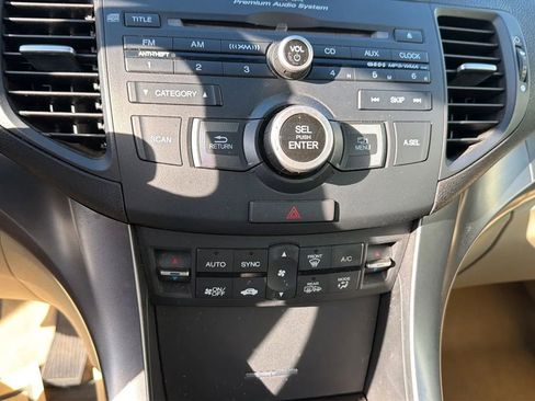 Used 2013 Acura TSX Sedan image 24