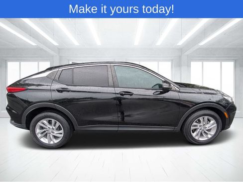 Used 2024 Buick Envista Preferred w/ Convenience I Package FWD image 2
