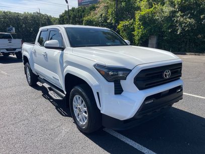 Used 2025 Toyota Tacoma SR5