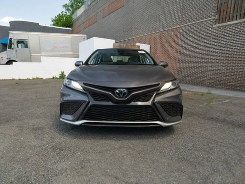 Used 2023 Toyota Camry XSE FWD image 8