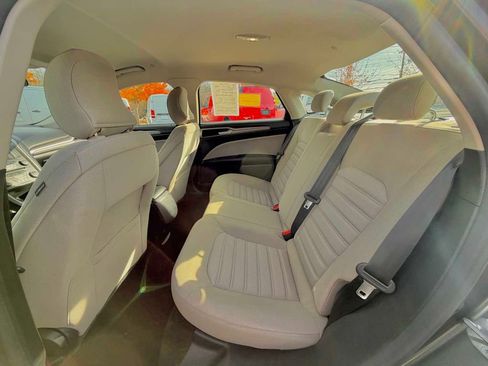 Used 2017 Ford Fusion S image 16