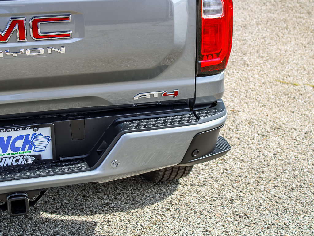New 2026 GMC Canyon AT4 w/ AT4 Premium Package AWD/4WD image 12