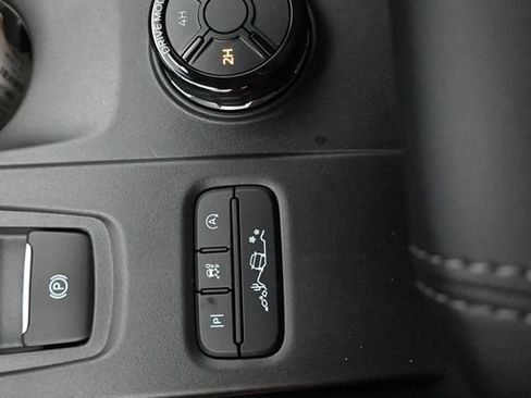 New 2025 Ford Ranger Lariat w/ FX4 Off-Road Package image 28