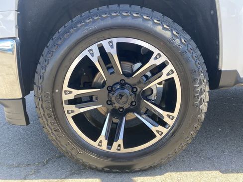 Used 2015 Chevrolet Silverado 1500 LTZ w/ LTZ Plus Package AWD/4WD image 10