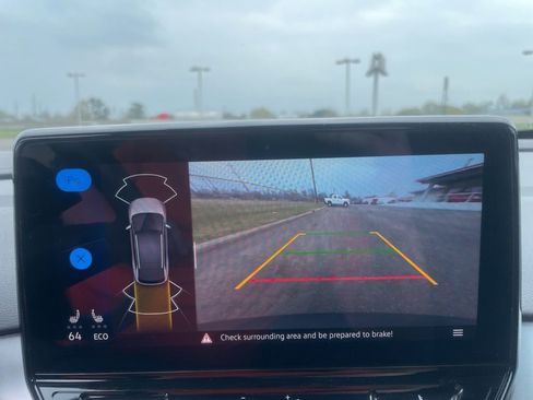 Used 2021 Volkswagen ID.4 Pro image 21