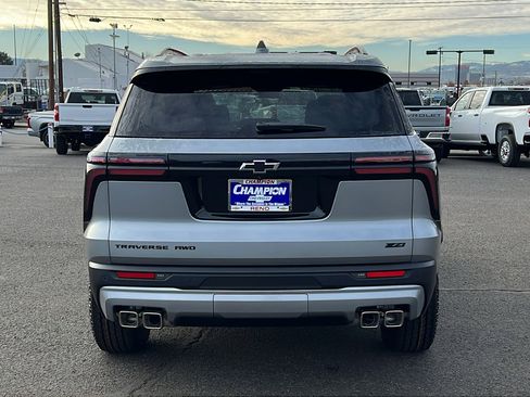 New 2026 Chevrolet Traverse Z71 image 6