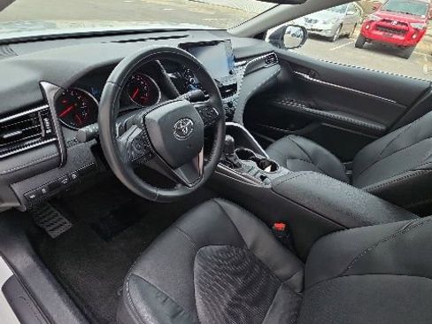 Used 2024 Toyota Camry XSE FWD image 12