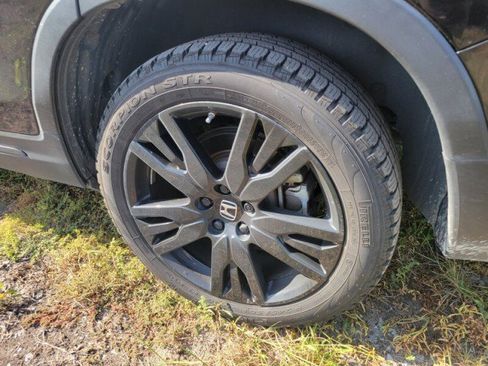 Used 2022 Honda Pilot Black Edition image 3