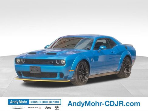 Used 2023 Dodge Challenger SRT Hellcat RWD image 3