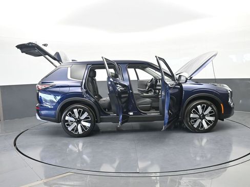 New 2026 Mitsubishi Outlander SE image 83