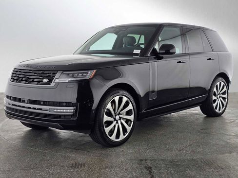 New 2025 Land Rover Range Rover SE image 1