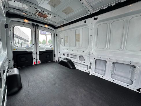 Used 2016 Ford Transit 150 148 Medium Roof image 16