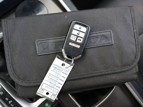 Used 2018 Honda Accord EX-L image 27