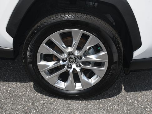 Used 2025 Toyota RAV4 XLE Premium FWD image 23