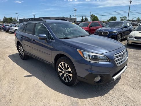 Used 2015 Subaru Outback 3.6R Limited AWD/4WD image 4
