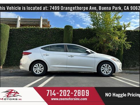 Used 2018 Hyundai Elantra SE FWD image 6