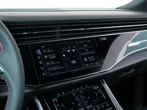 New 2026 Audi SQ8 Prestige image 12