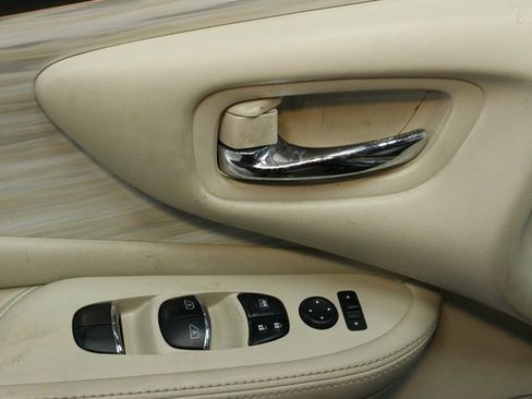 Used 2017 Nissan Murano SL image 19