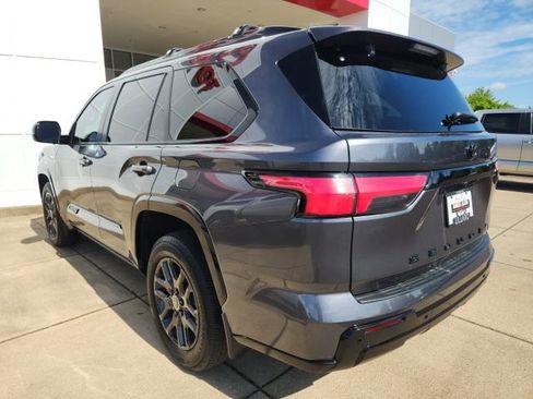 Certified 2024 Toyota Sequoia Platinum AWD/4WD image 9