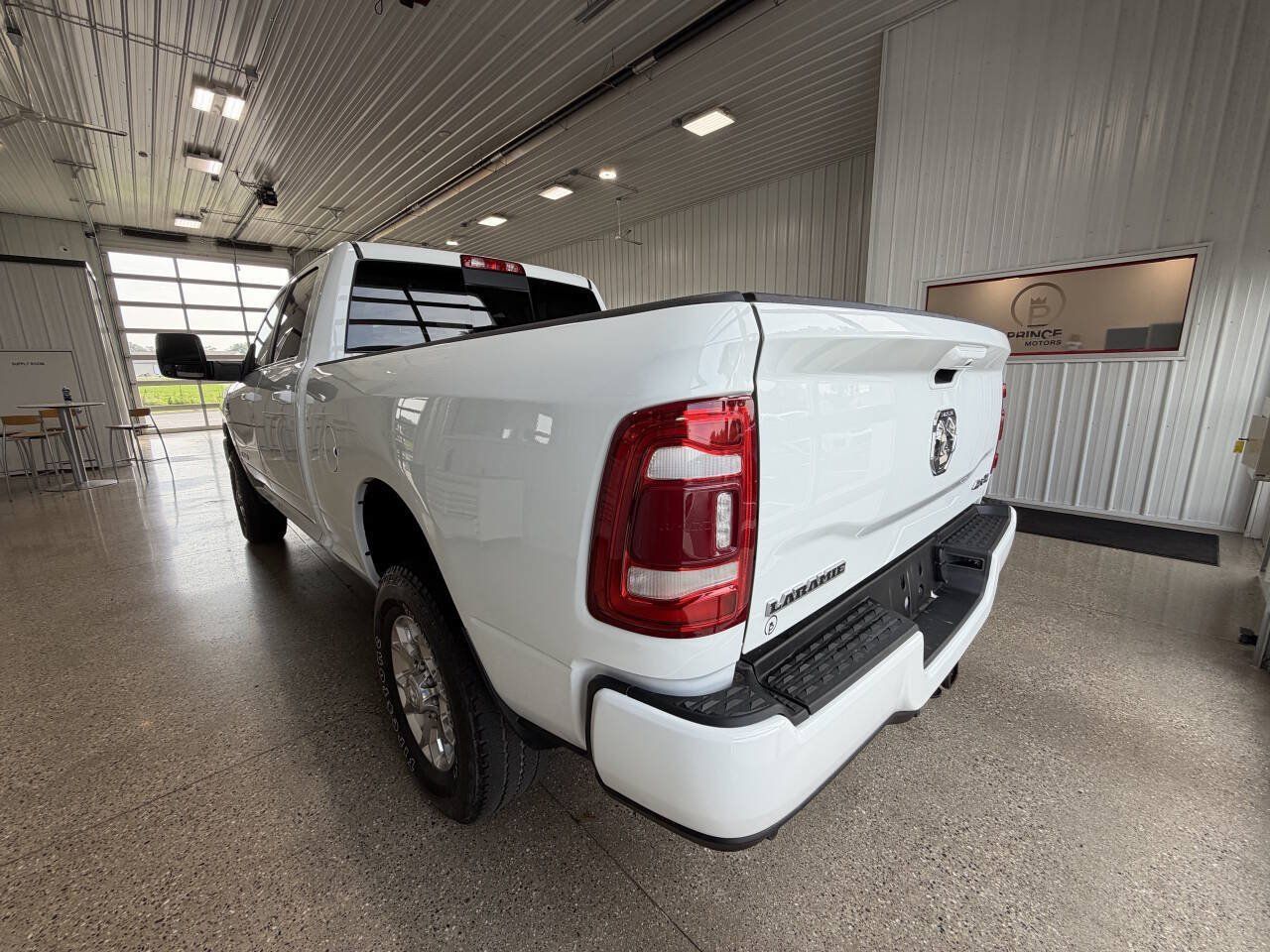 Used 2024 RAM 2500 Laramie w/ Safety Group AWD/4WD image 3