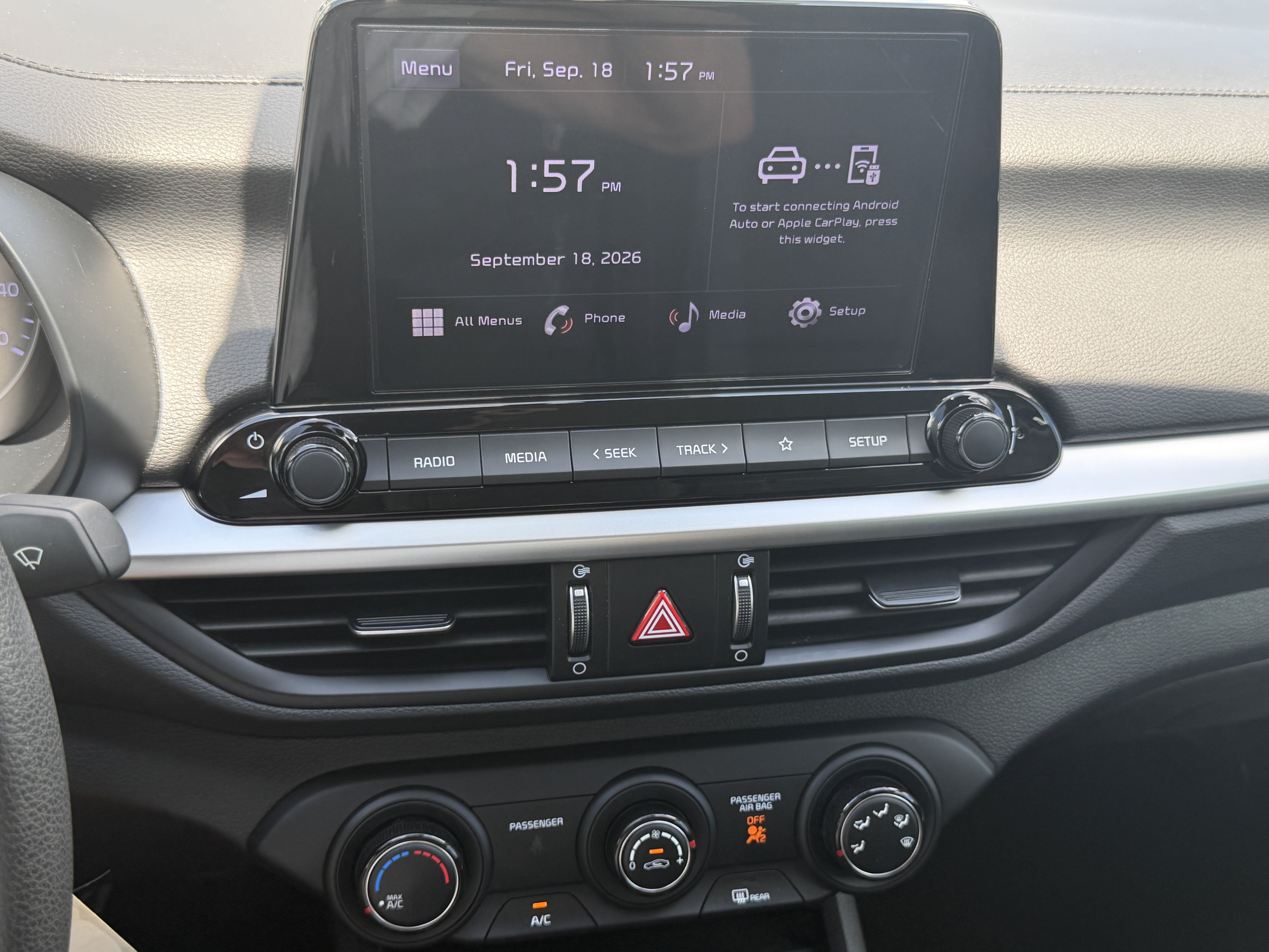 Certified 2023 Kia Forte LXS w/ LXS Technology Package FWD image 21