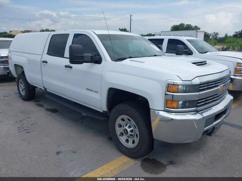 Used 2017 Chevrolet Silverado 3500 W/T AWD/4WD image 1