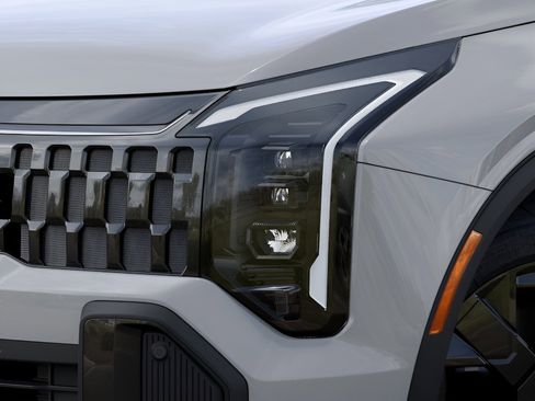 New 2026 Kia Sportage X-Line image 10