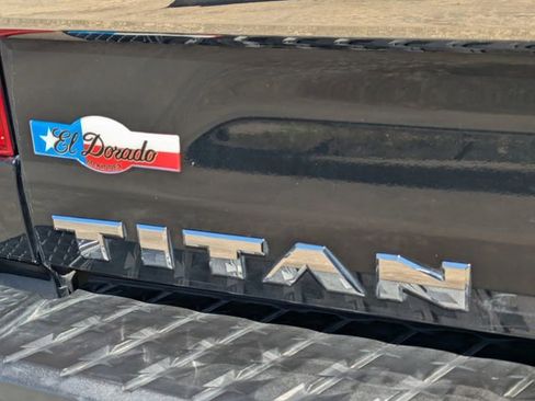 Used 2019 Nissan Titan Platinum Reserve image 36