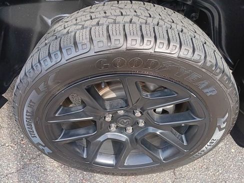 Used 2024 RAM 1500 Laramie image 5