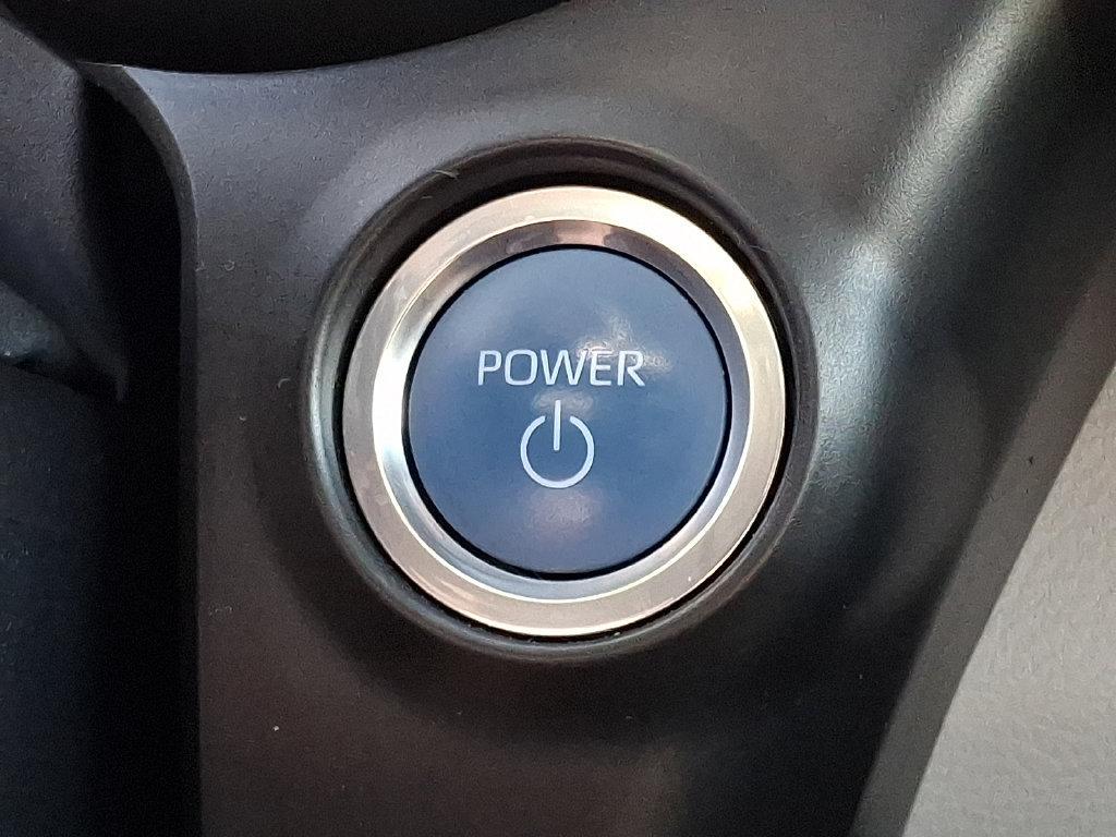 Used 2024 Toyota Sienna XLE FWD image 26