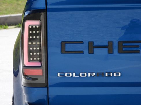 Used 2021 Chevrolet Colorado LT RWD image 30