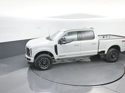 New 2026 Ford F350 Platinum w/ FX4 Off-Road Package image 22