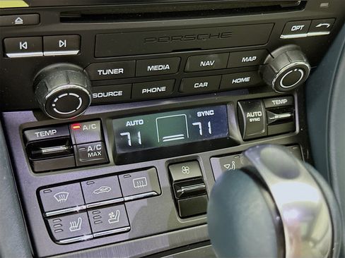 Used 2019 Porsche 911 Carrera 4 GTS image 17