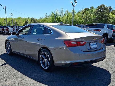 Used 2024 Chevrolet Malibu LT FWD image 5