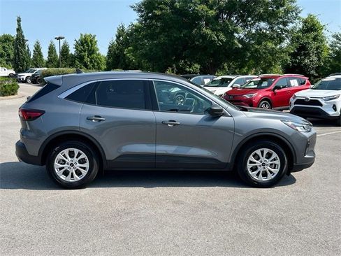 Used 2024 Ford Escape Active image 3