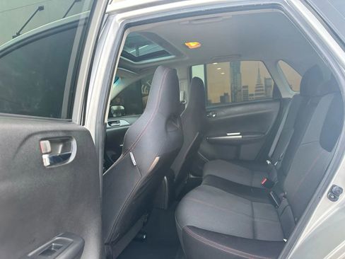 Used 2011 Subaru Impreza WRX Premium image 7