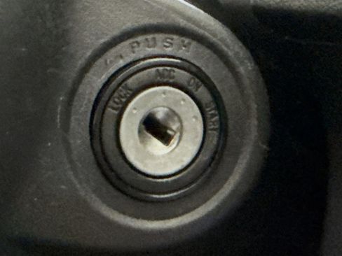 Used 2018 Subaru Crosstrek 2.0i image 21