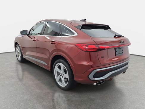 New 2025 Audi Q5 Prestige image 7